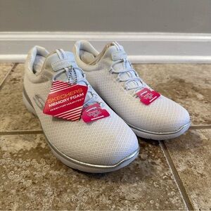 Skechers Summits Women’s Size 9 Wide White/Silver Slip-On Sneakers NWT